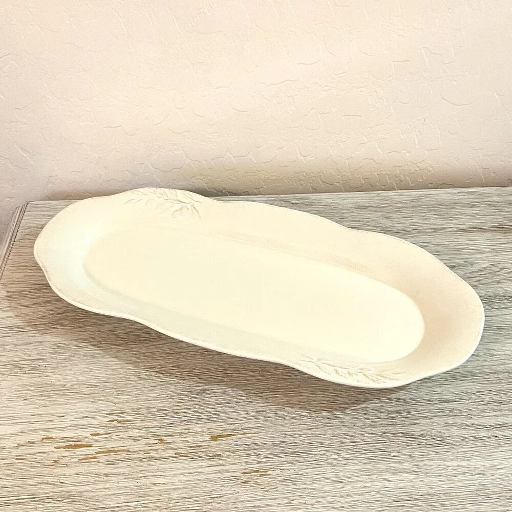 Signature Housewares Campagna Beige Oval Serving Tray Platter Dish Stoneware